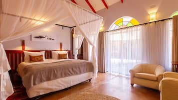 Deluxe Double or Twin Room, 1 Bedroom, Courtyard Area | In-room safe, individually decorated, individually furnished