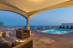 Terrace/patio - Villa with private pool and amazing views (Salobreña)