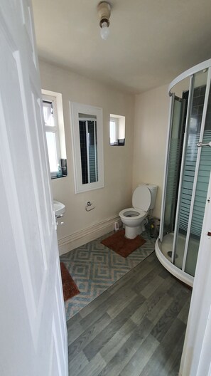 Hair dryer, towels, soap, shampoo - Wolves Living (Wolverhampton)