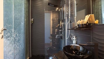 Dark Room | Bathroom | Shower, rainfall showerhead, free toiletries, hair dryer