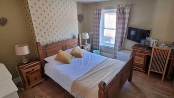 Room 2 | Bed sheets
