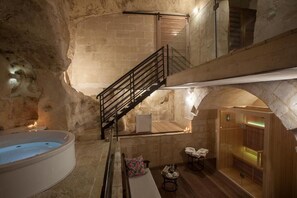 Spa - L Hotel In Pietra (Matera)