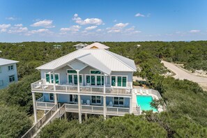 Exterior - Welcome to Land Yacht! (St. George Island)