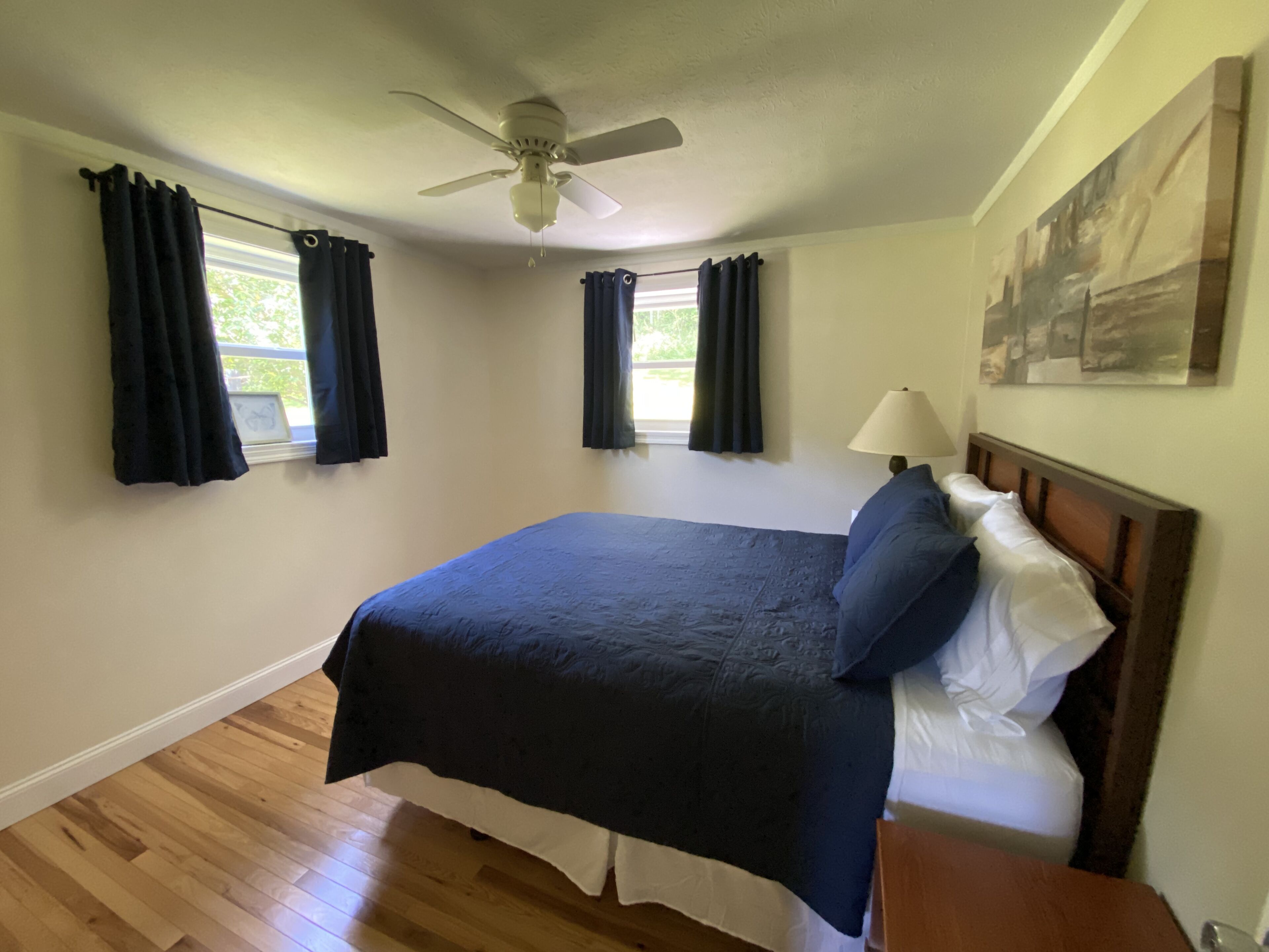 Cute house convenient to Gatlinburg, Pigeon Forge, and hiking in the smokies.