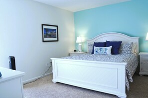 2 slaapkamers, een strijkplank/strijkijzer, gratis wifi, beddengoed