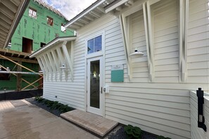 تفاصيل الفندق من الخارج