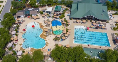 Bayside * 6BR Modern Luxury Resort Beach Home Sleeps 14