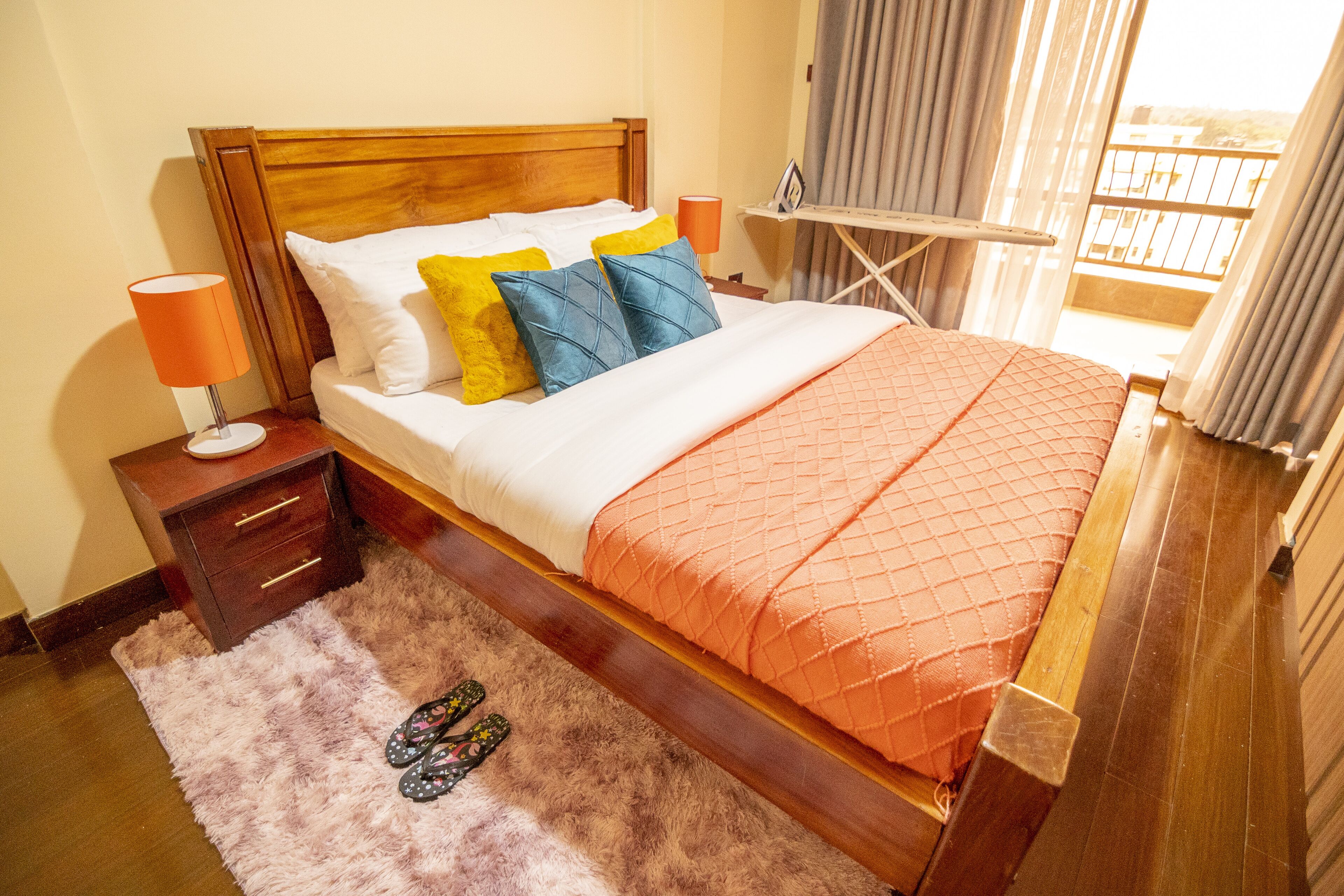 Klassiek appartement, 3 slaapkamers, en-suite badkamer | Uitzicht vanuit de kamer