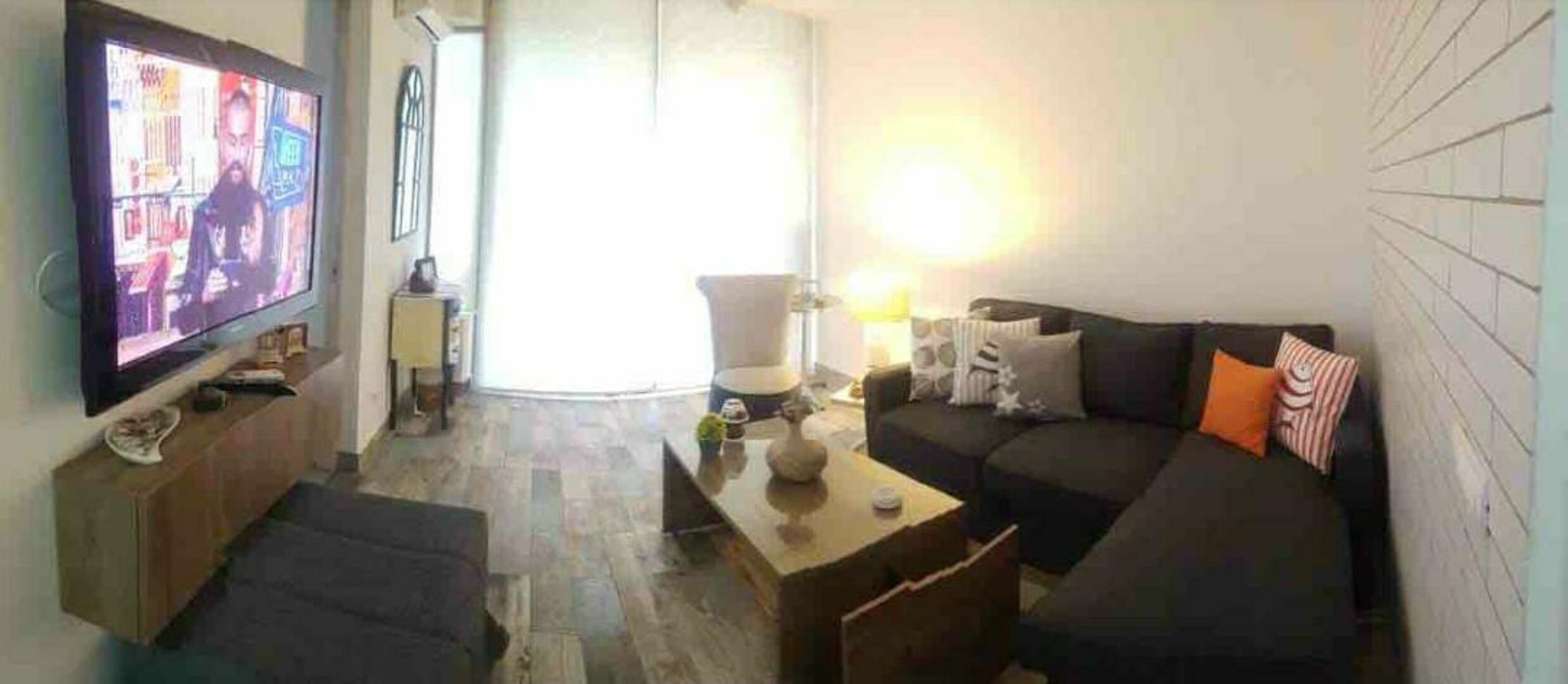 Chalet | Area keluarga | TV