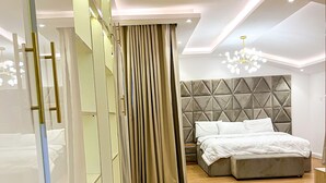 4 bedrooms, iron/ironing board, WiFi (free) - Maison Luxury Apartments (Lekki)