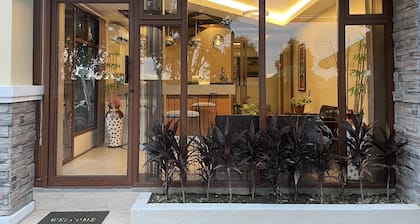Sarojus Farmview Hotel