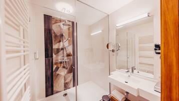 Dusche, Handtücher, Seife