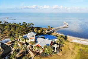 Exterior - Book Now for Holiday Getaways! Bay Views! Community Amenities! Tennis Courts! (Port St. Joe)