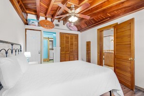 3 chambres, fer et planche à repasser, Wi-Fi, draps fournis