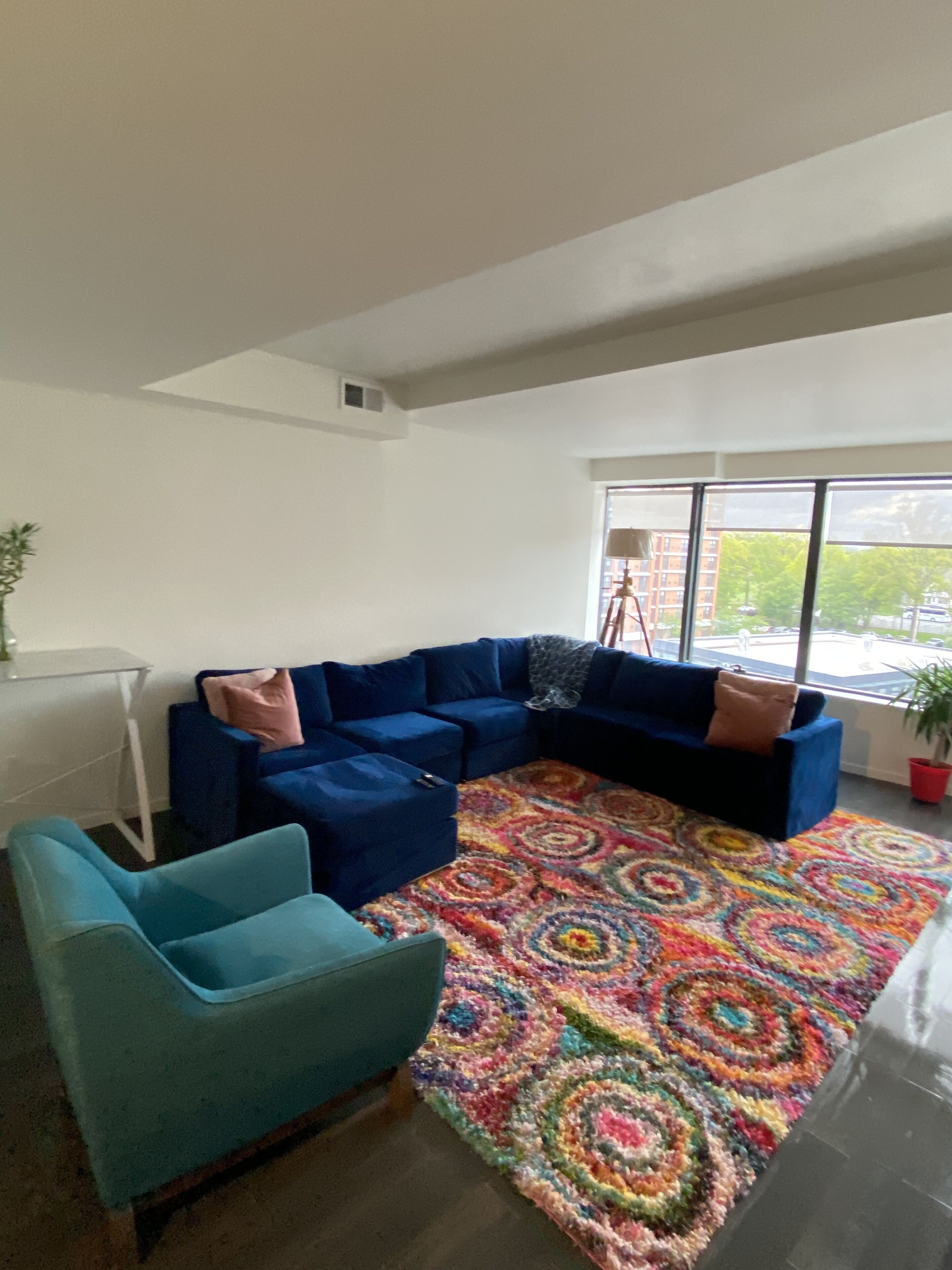 Cozy 1bdrm Hideaway W/ parking space