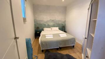 1 bedroom, travel crib, free WiFi, bed sheets