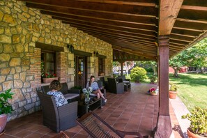 Exterior - Posada Caborredondo (Alfoz de Lloredo)