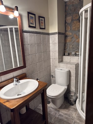 Comfort tweepersoonskamer | Badkamer