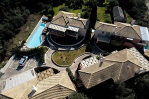 Exterior - Modern Studio, with patio & pool - Close to Sea (Pogonia)