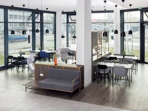 Lobby - smartments Frankfurt City-Ost (Frankfurt)