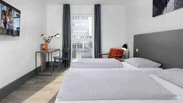 Classic Twin | Blackout drapes, soundproofing, iron/ironing board, free WiFi