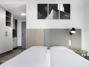 Studio L | Verdunkelungsvorhänge, Bügeleisen/Bügelbrett, kostenloses WLAN