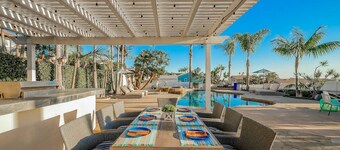 Carlsbad Oceanview Luxury Home w/ Private Pool, Spa, Outdoor Kitchen & Grill