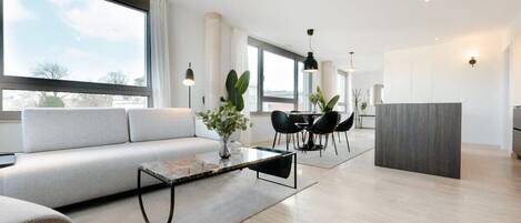 Televisión, oficina