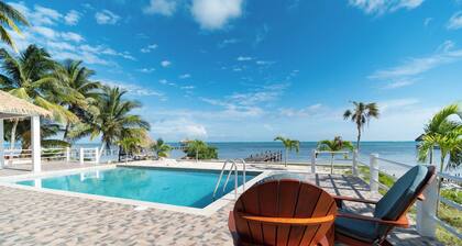 Spacious Oceanfront Villa with Barrier Reefs View & Private Pool