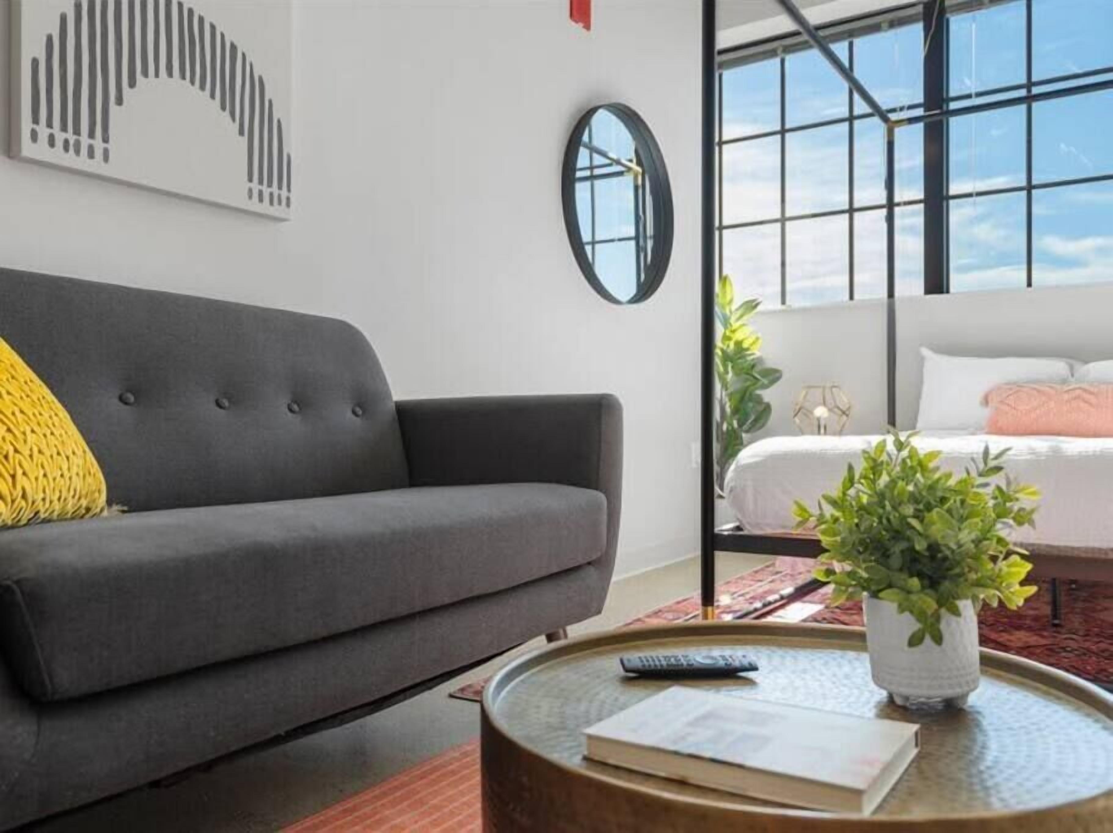 CozySuites | Trendy SDO, Downtown Pittsburgh