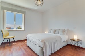City Apartment | 2 bedrooms, hypo-allergenic bedding, down comforters, memory foam beds - Bela São Tiago I (Funchal)