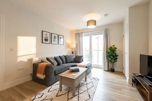 Télévision, espaces bureaux