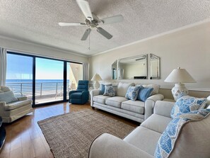 Smart TV, DVD player - Pet Friendly! Condo on the Beach! GG301 (PANAMA CITY Beach)