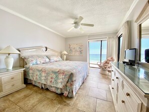 2 soverom, strykejern/-brett, wi-fi og sengetøy