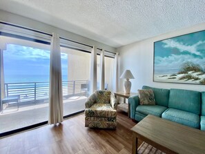 TV, DVD-spiller og bøker