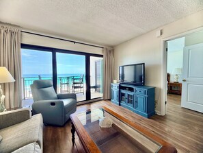 Smart TV, DVD player, books
