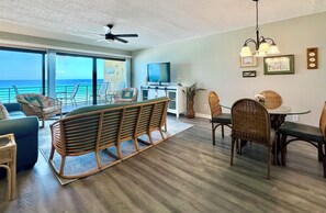 Smart TV, DVD player