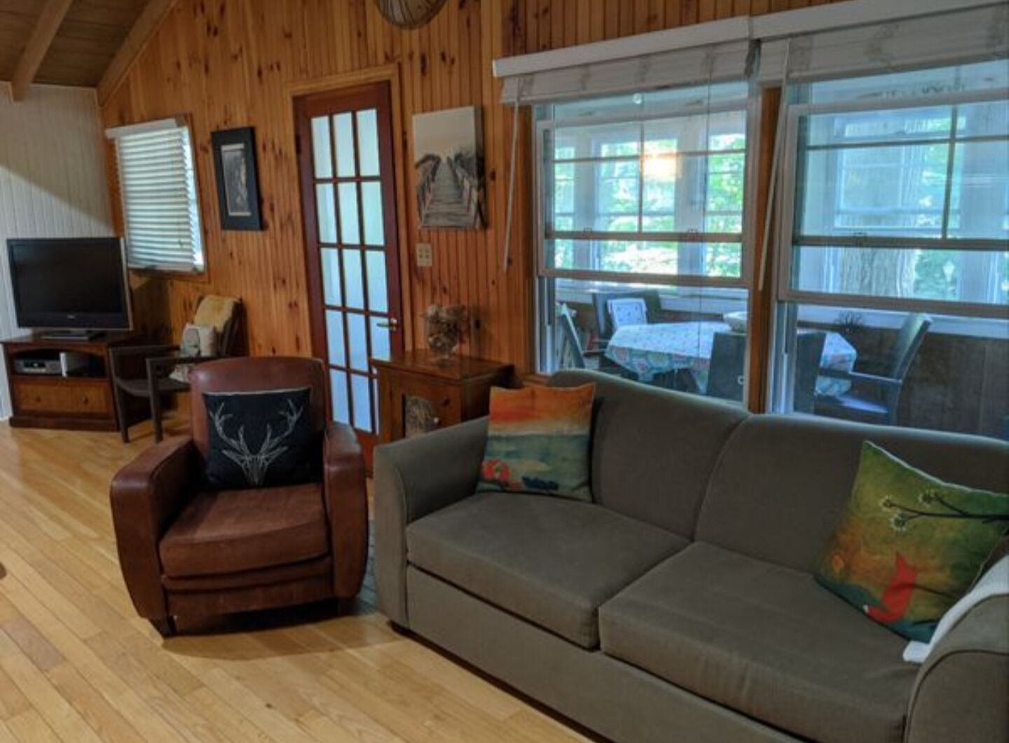 Cedar Bay Cottage ~ 4 Season