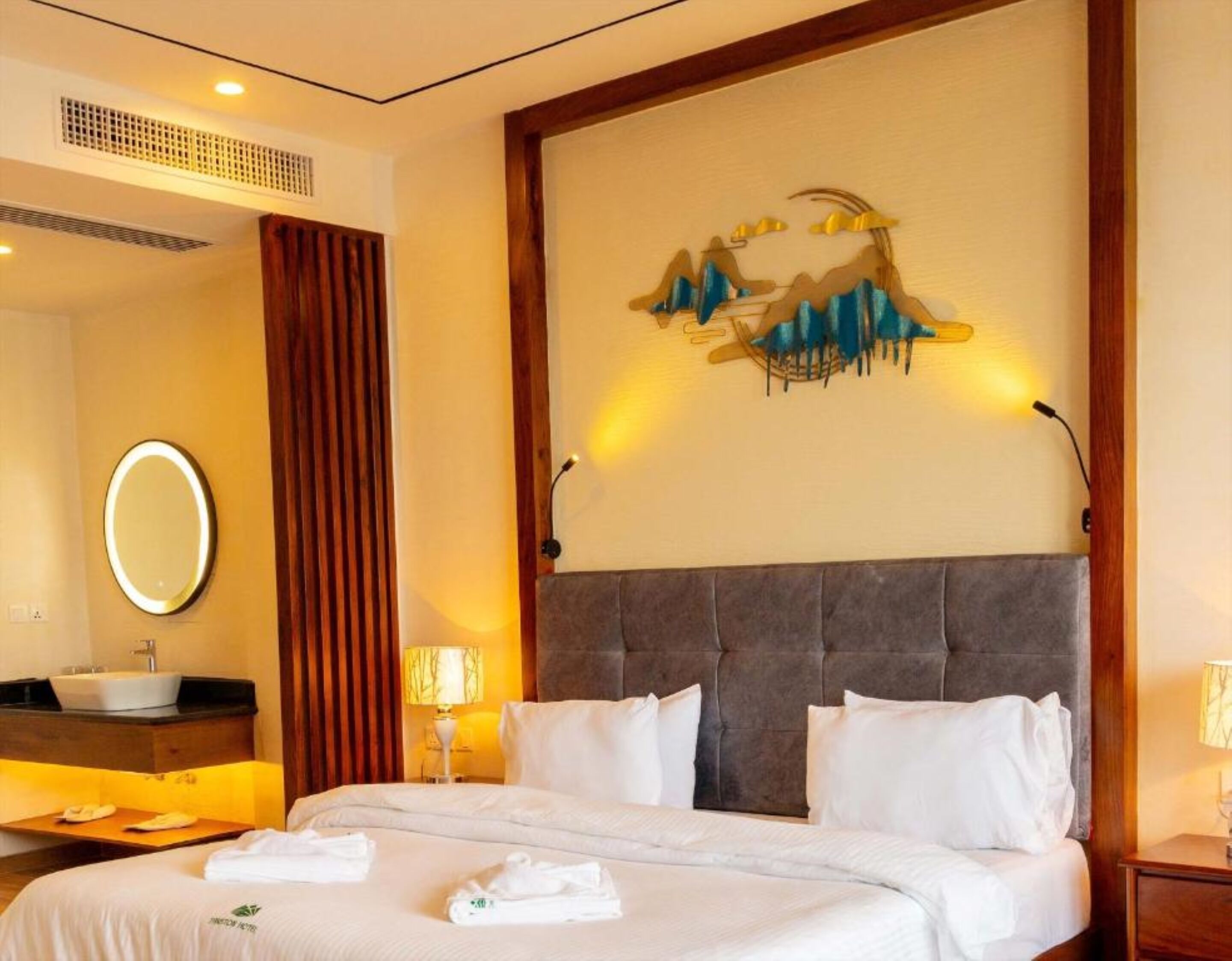 ห้องเอ็กเซกคิวทีฟสวีท | ตู้นิรภัยในห้องพัก, โต๊ะทำงาน, พื้นที่ทำงานแบบใช้แล็ปท็อป, Wi-Fi ฟรี