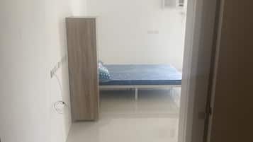 1 habitación y ropa de cama