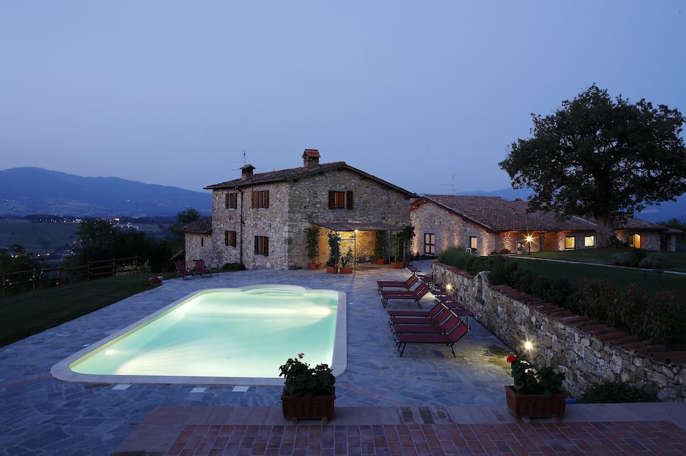 Agriturismo Vecchia Quercia - Borgo Alla Collina