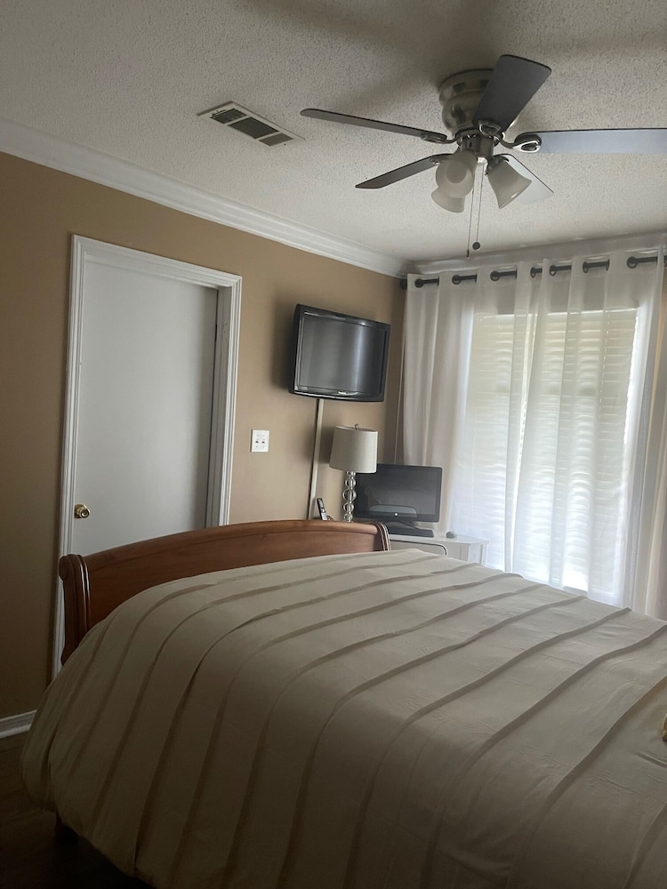 Fort Walton Beach Cozy Central Neat House Fort Walton Beach Vrbo