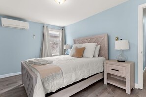 2 Schlafzimmer, Bügeleisen/Bügelbrett, WLAN, Bettwäsche