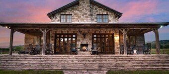 River Hill Ranch, Pet friendly, Fireplace
