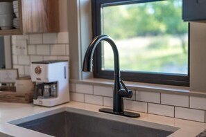 Interior - Circle A Ranch, Hot tub, Pet Friendly (Fredericksburg)