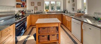 Secluded Cottage & Garden nr Sherborne