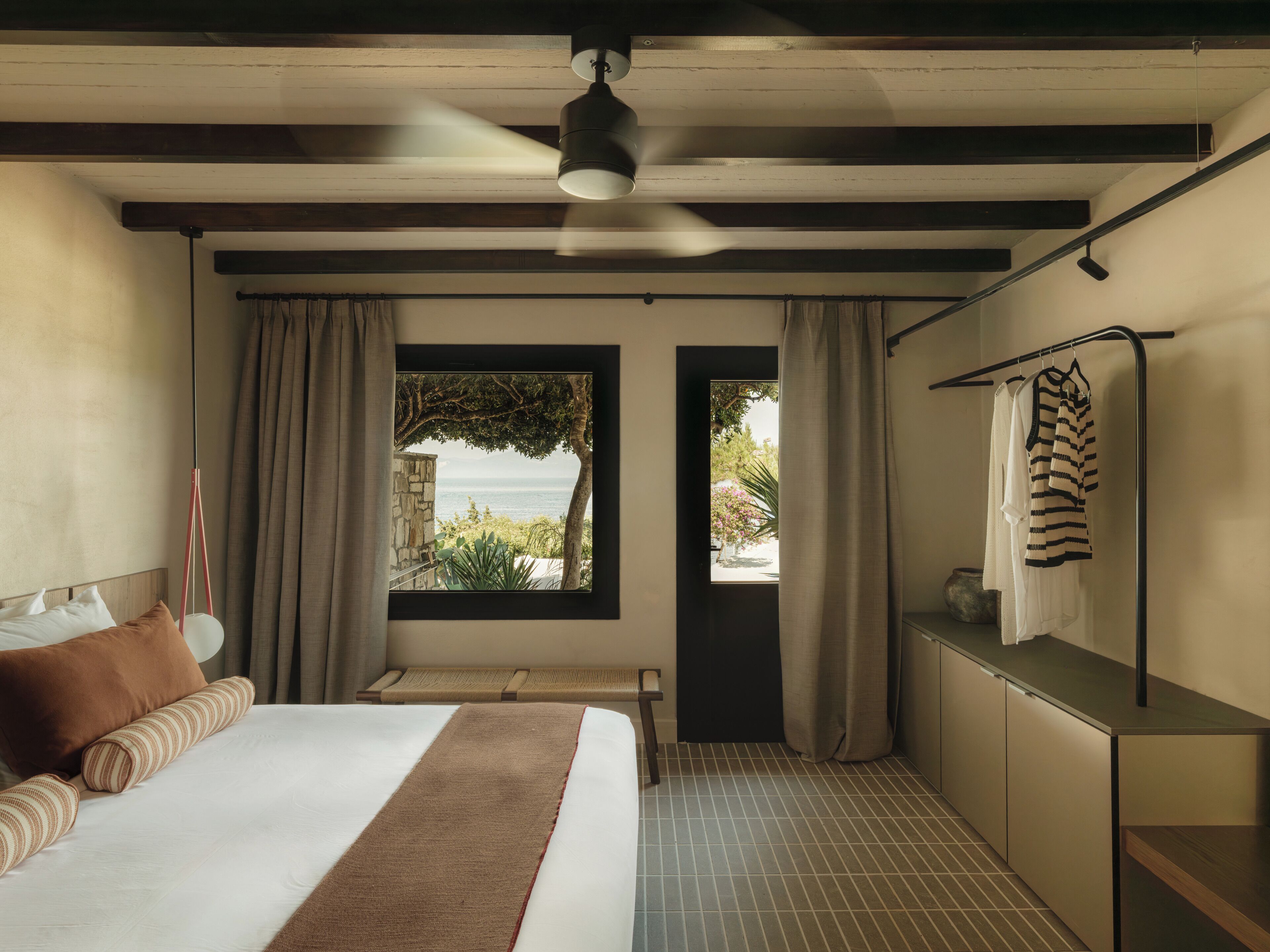 Harmony Cove with Veranda | Premium bedding, pillowtop beds, minibar, in-room safe