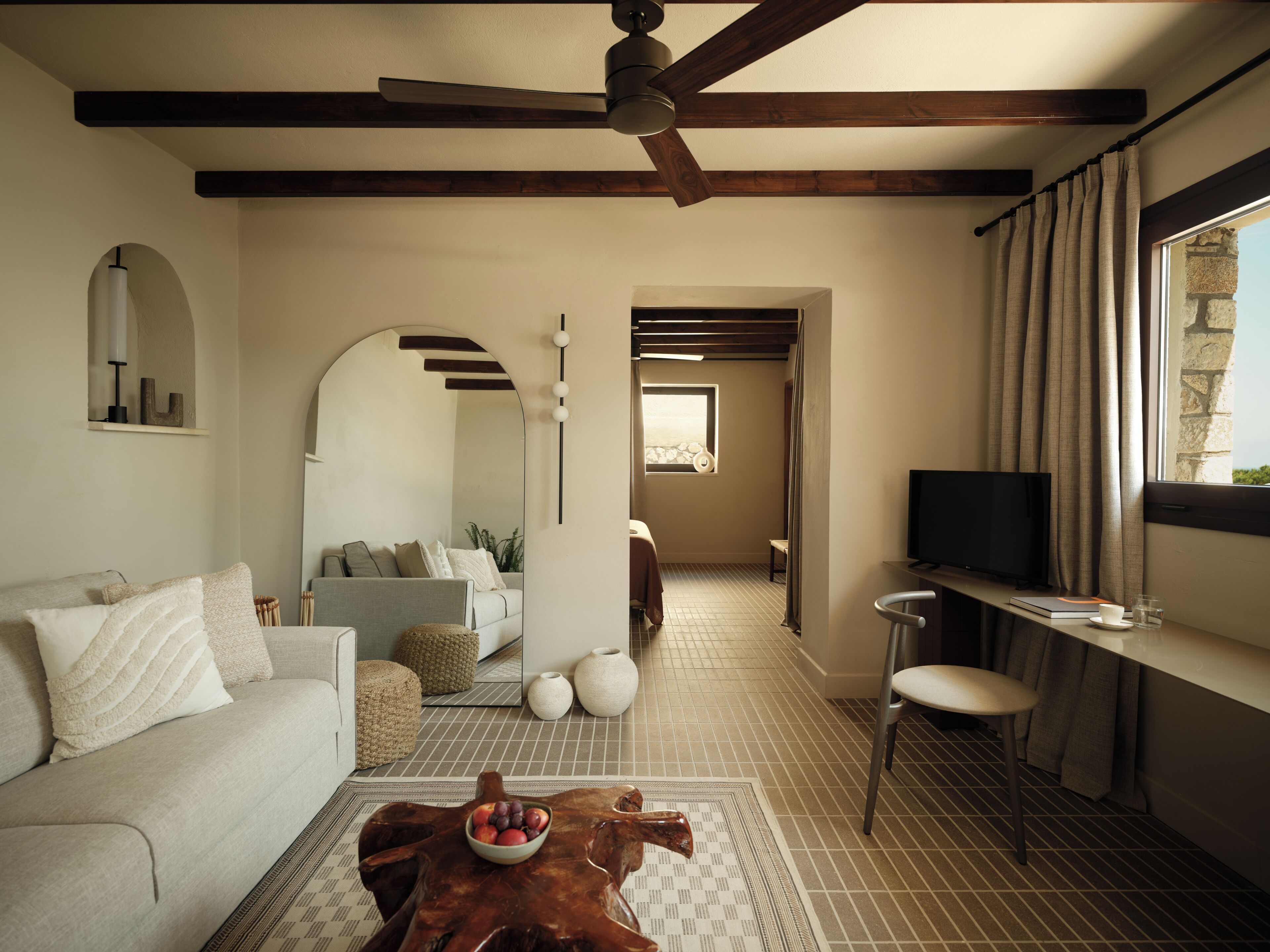 Suite of Reflection | Living area | 30-inch LED TV with satellite channels, TV