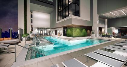 1BD/Atlanta - Downtown w/Rooftop Pool and Pool Bar!