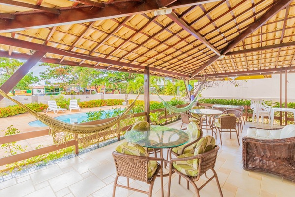 Chalet | Lanai